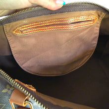 Load image into Gallery viewer, Louis Vuitton Monogram Speedy 35 – Vintage with Character