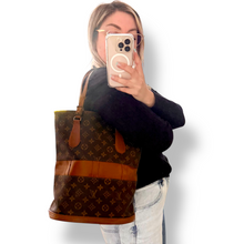 Load image into Gallery viewer, Louis Vuitton Monogram Bucket Bag – The French Company, c. 1970s
