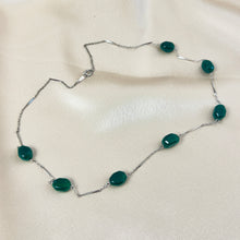 Load image into Gallery viewer, Vintage Silver-Tone &amp; Green Stone Necklace

