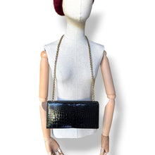 Load image into Gallery viewer, Vintage Crocodile Evening Clutch with Chain
