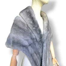 Load image into Gallery viewer, Vintage Silver Grey Mink Stole
