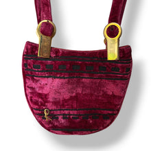 Load image into Gallery viewer, Vintage Roberta di Camerino Velvet Shoulder Bag
