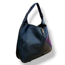 Load image into Gallery viewer, Vintage Hermès Trim 31 Box Calf Shoulder Bag in Noir
