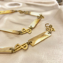Load image into Gallery viewer, Vintage Mother-of-Pearl Link Belt
