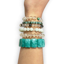 Load image into Gallery viewer, Vintage Turquoise-Coloured Stone Bracelet
