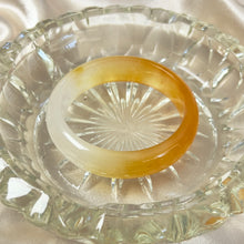 Load image into Gallery viewer, Vintage Honey Yellow Jade Bangle
