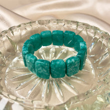 Load image into Gallery viewer, Vintage Turquoise-Coloured Stone Bracelet
