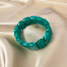 Load image into Gallery viewer, Vintage Turquoise-Coloured Stone Bracelet
