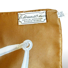 Load image into Gallery viewer, Vintage Hermès Carré 90 “Le Bien Aller” Scarf
