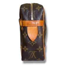Load image into Gallery viewer, Vintage 1988 Louis Vuitton Monogram Compiègne 28 Clutch
