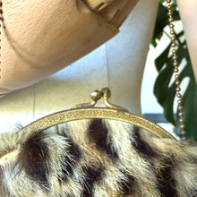 Load image into Gallery viewer, Vintage Leopard Fur Kisslock Bag
