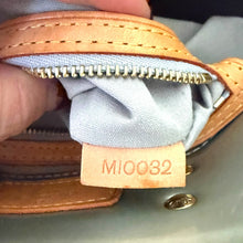 Load image into Gallery viewer, Vintage Louis Vuitton Reade MM in Silver Monogram Vernis
