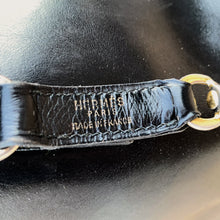 Load image into Gallery viewer, Vintage Hermès Trim 31 Box Calf Shoulder Bag in Noir
