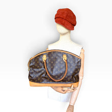 Load image into Gallery viewer, Louis Vuitton Monogram Lockit Horizontal
