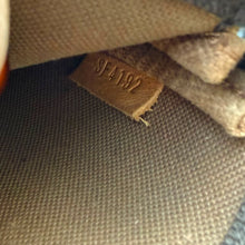 Load image into Gallery viewer, Vintage Louis Vuitton Monogram Mini Pochette Accessoires
