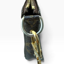 Load image into Gallery viewer, Vintage Louis Vuitton Monogram Mini Pochette Accessoires
