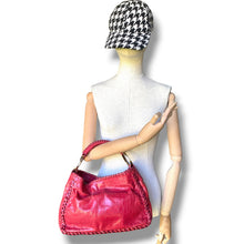 Load image into Gallery viewer, Sazaby Croc-Embossed Leather Handbag
