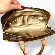 Load image into Gallery viewer, Louis Vuitton Monogram Trouville Bag

