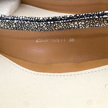 Load image into Gallery viewer, AN Ndoob Metallic Tabi-Style Ballet Flats – Size 38
