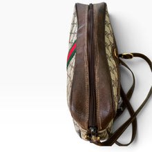Load image into Gallery viewer, Vintage Gucci GG Supreme Monogram Crossbody Bag
