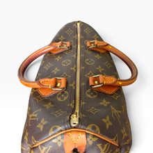 Load image into Gallery viewer, Vintage Louis Vuitton Monogram Speedy 30 – 1991
