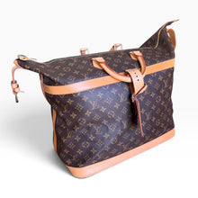 Load image into Gallery viewer, Preloved Louis Vuitton Monogram Cruiser 40

