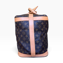Load image into Gallery viewer, Preloved Louis Vuitton Monogram Cruiser 40
