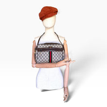 Load image into Gallery viewer, Vintage Gucci GG Supreme Monogram Crossbody Bag
