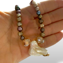 Load image into Gallery viewer, Baroque Pearl &amp; Peacock Freshwater Necklace
