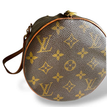 Load image into Gallery viewer, Louis Vuitton Monogram Papillon 30, Early 2000s
