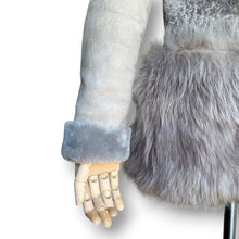 Load image into Gallery viewer, Vintage Sheepskin &amp; Fox Fur Jacket
