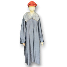 Load image into Gallery viewer, Vintage Silver Grey Coat with Removable Fur Lining &amp; Sheepskin Collar
