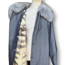 Load image into Gallery viewer, Vintage Silver Grey Coat with Removable Fur Lining &amp; Sheepskin Collar
