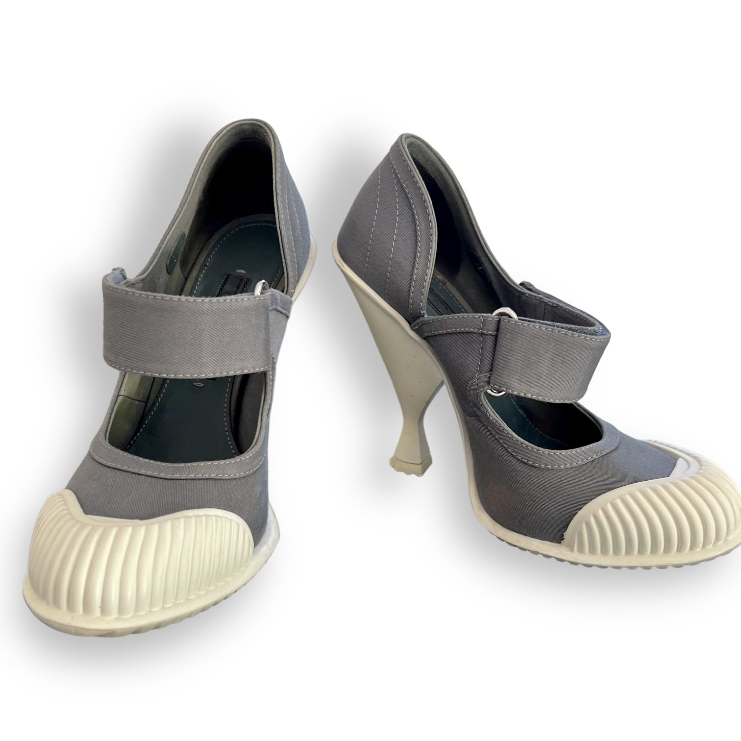 Prada Neoprene Heels – Vintage Swag SA