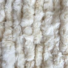 Load image into Gallery viewer, Vintage White Rabbit Fur Scarf
