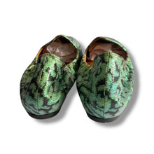 Load image into Gallery viewer, Vintage Lanvin Iridescent Jacquard Smoking Slippers – EU 39.5
