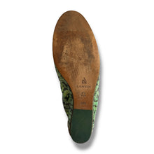 Load image into Gallery viewer, Vintage Lanvin Iridescent Jacquard Smoking Slippers – EU 39.5

