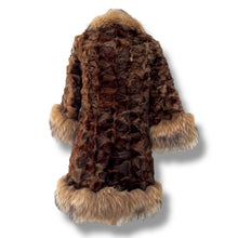 Load image into Gallery viewer, Vintage Sable Fur Coat with Raccoon Trim
