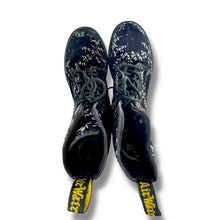 Load image into Gallery viewer, Vintage Doc Martens 1490 10-Eye Boots in Midnight Blue Floral Velvet
