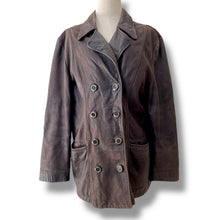 Load image into Gallery viewer, Vintage Italian Shearling Leather Coat – Made in Italy (Unisex)
