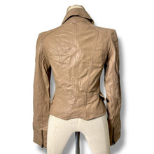 Load image into Gallery viewer, Tan Leather Jacket with Real Fur Trim – Vero Moda Classic
