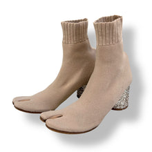 Load image into Gallery viewer, Maison Margiela Glitter Heel Tabi Boots - 38,5
