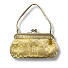 Load image into Gallery viewer, Coach Gold Signature Jacquard Kiss-Lock Shoulder Bag
