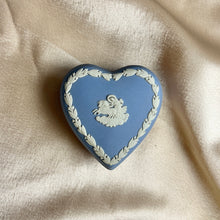Load image into Gallery viewer, Wedgwood Jasperware Heart-Shaped Trinket Box, England, Late 20th Century
