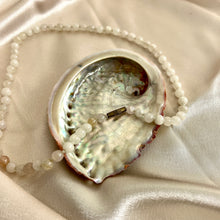 Load image into Gallery viewer, Vintage Moonstone Bead Necklace
