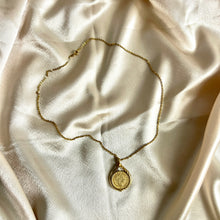 Load image into Gallery viewer, Vintage 1998 Coin Pendant Necklace
