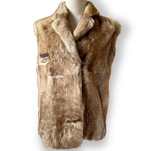Load image into Gallery viewer, Vintage Fox Fur Gilet
