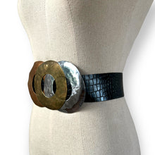Load image into Gallery viewer, Vintage Leather Belt with Hammered Metal Details
