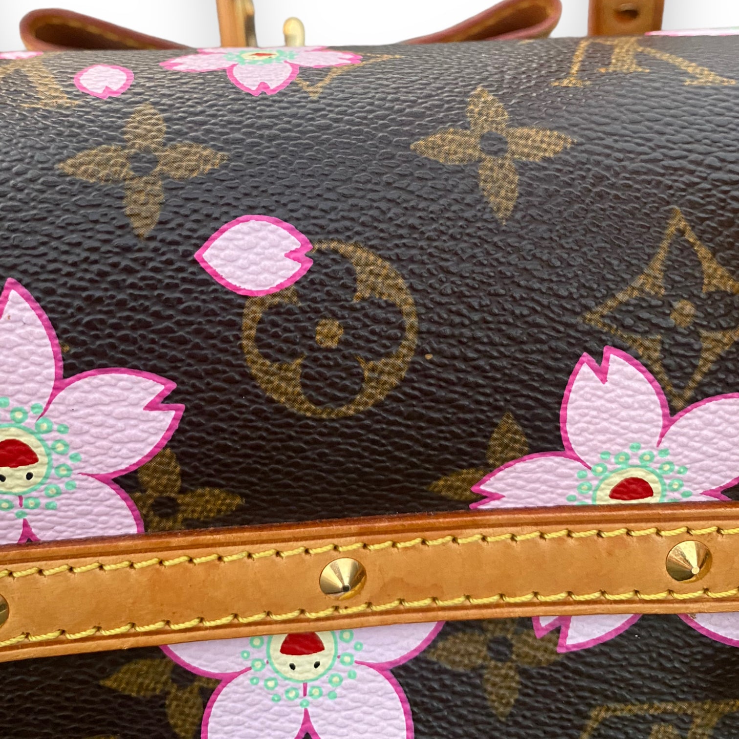 Louis Vuitton Monogram Leather Papillon Murakami Limited Edition Bag For  Sale at 1stDibs  louis vuitton takashi murakami papillon, papillon louis  vuitton, louis vuitton murakami papillon