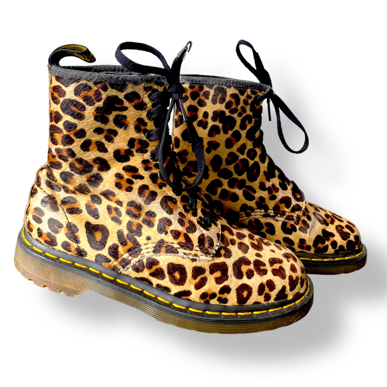 Cheetah print outlet doc martens